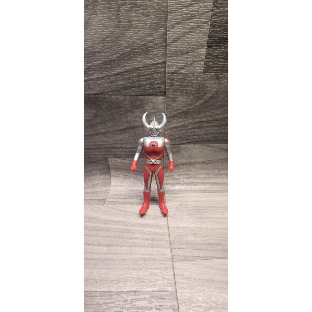 Father of Ultra Hero Series w/ ULTRA ARRAY Ultraman Figure 2006